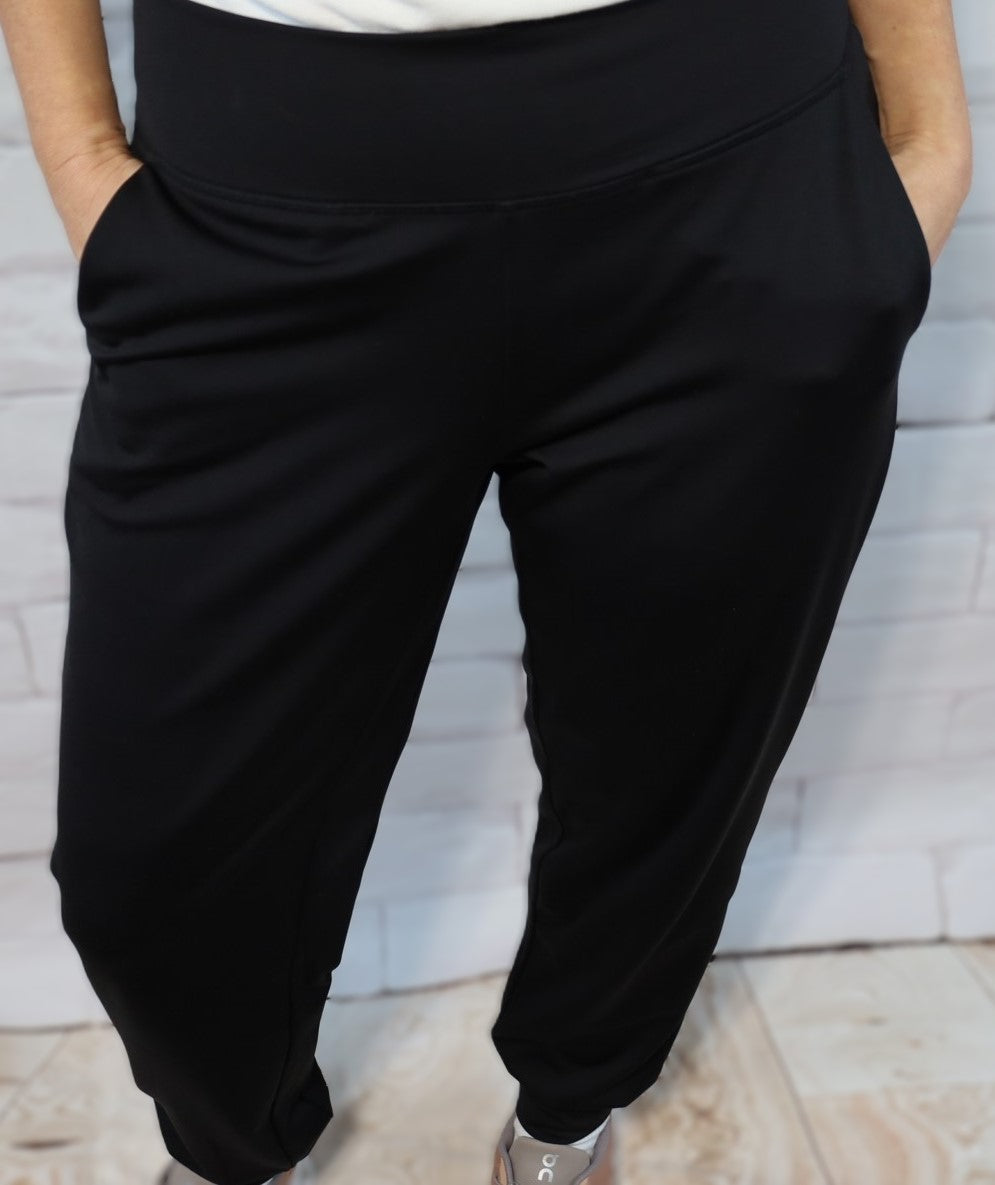 Everyday Jogger - front view