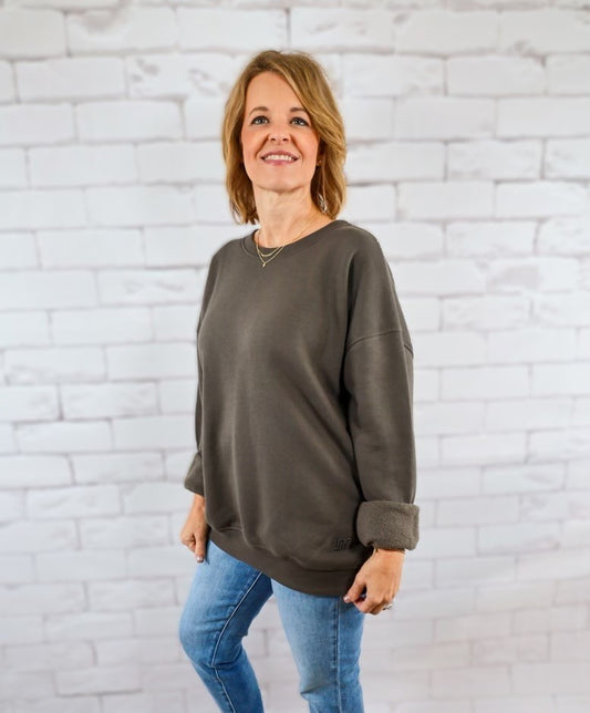 Signature Oversized Crew - Uncover Me